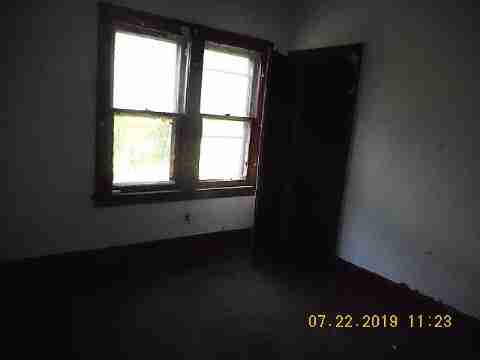 11375 Belleterre (21)_m.jpg